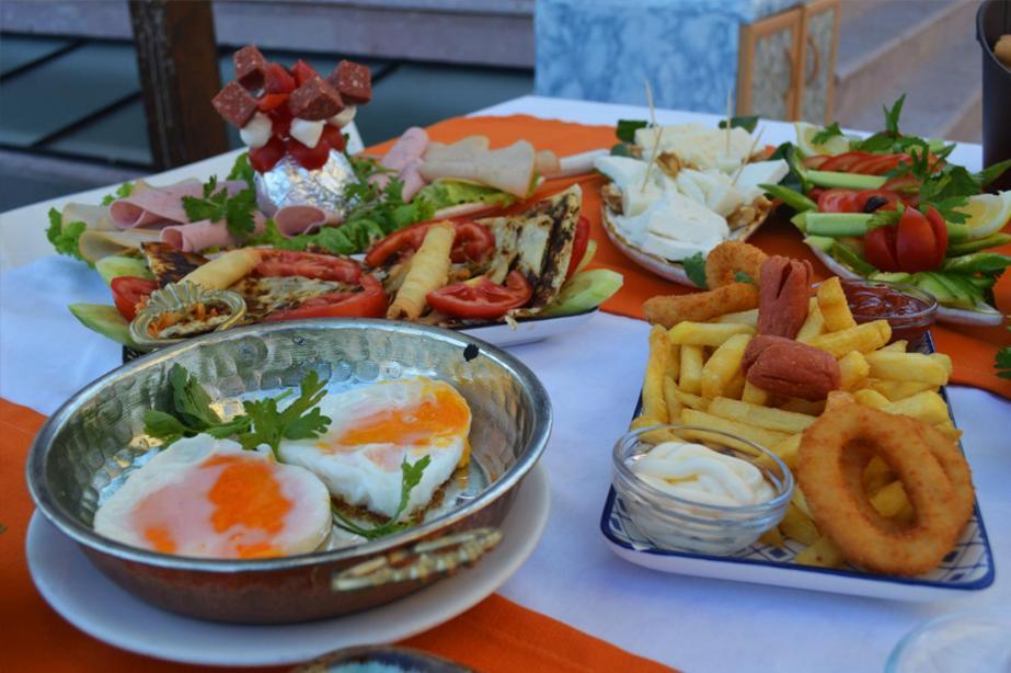 Cunda Flamingo Otel Balikesir Exterior photo